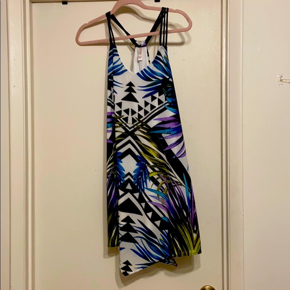 Short dress